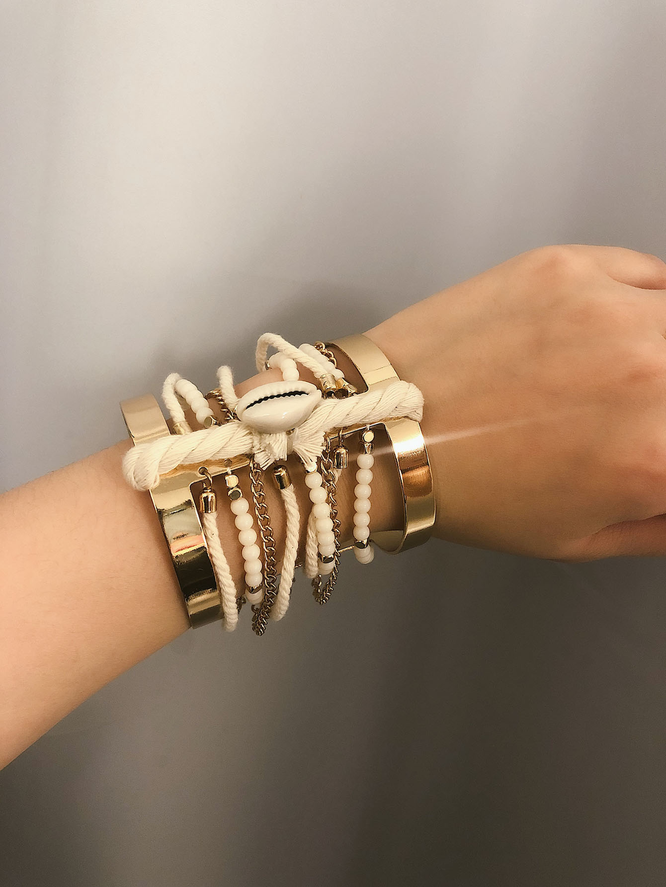 How to wear a cuff bracelet? Cuff bracelets have been a timeless accessory, adding a touch of sophistication and boldness