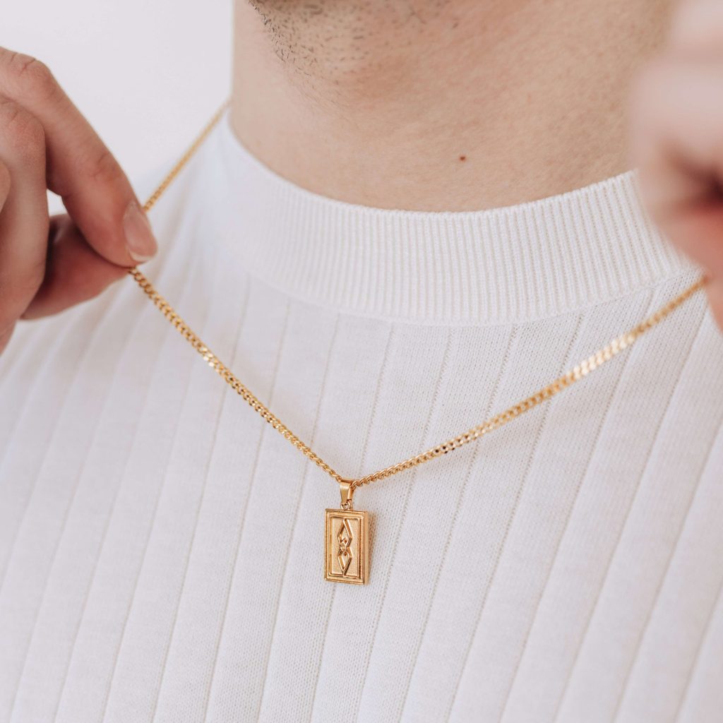 gold necklace men