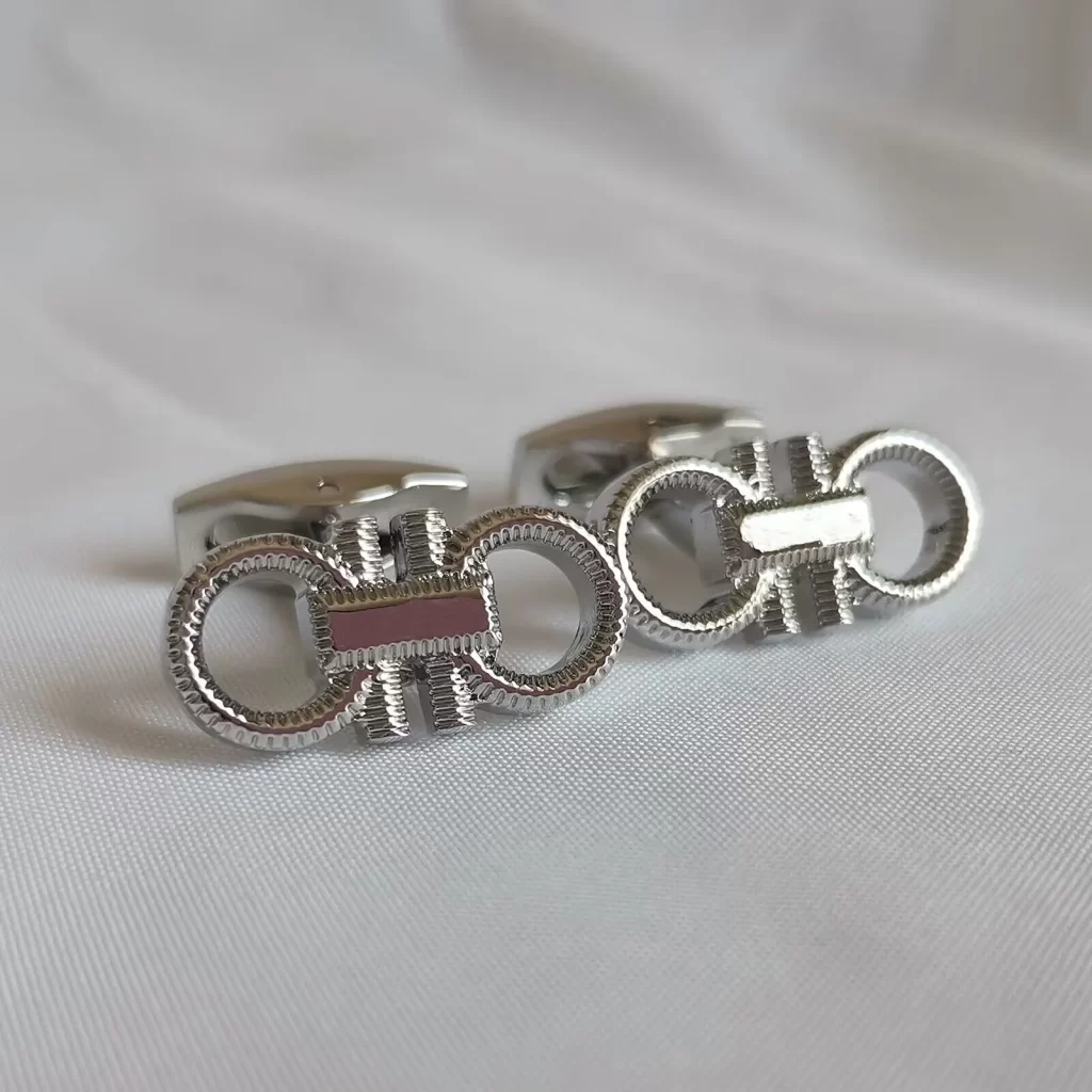 initial cufflinks