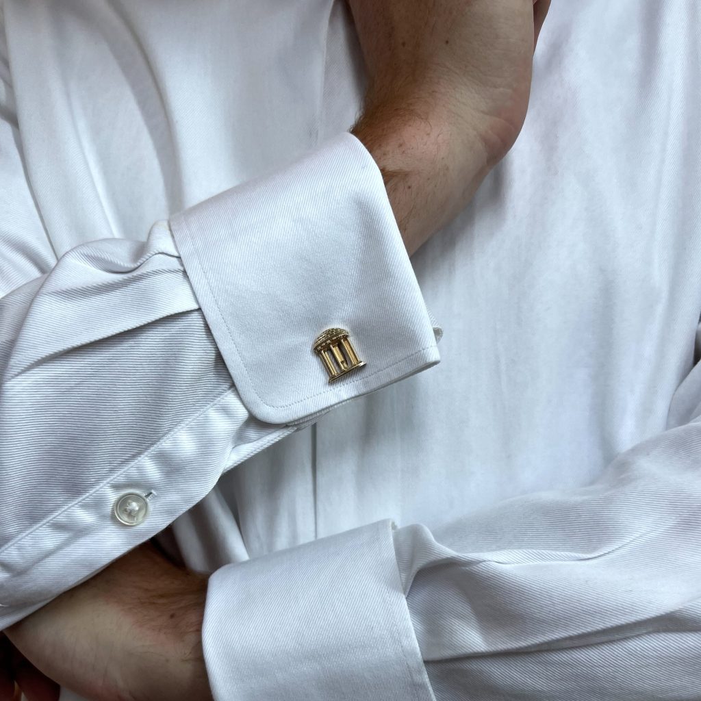 wear cufflinks with any shirt