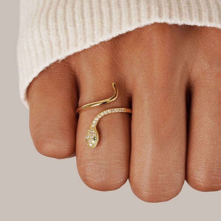 stylish snake rings